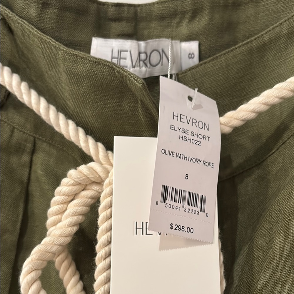 (NWT) High waisted linen shorts in olive - Picture 2 of 3